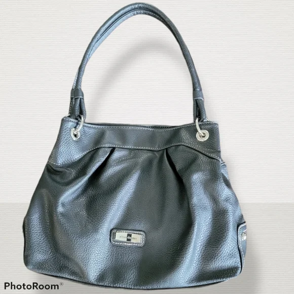 Alfred Dunner black vinyl shoulder bag